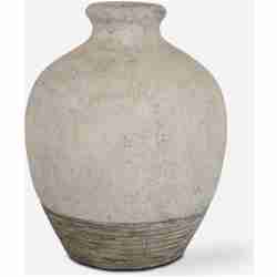 Fernandina-Vases Urns & Finials